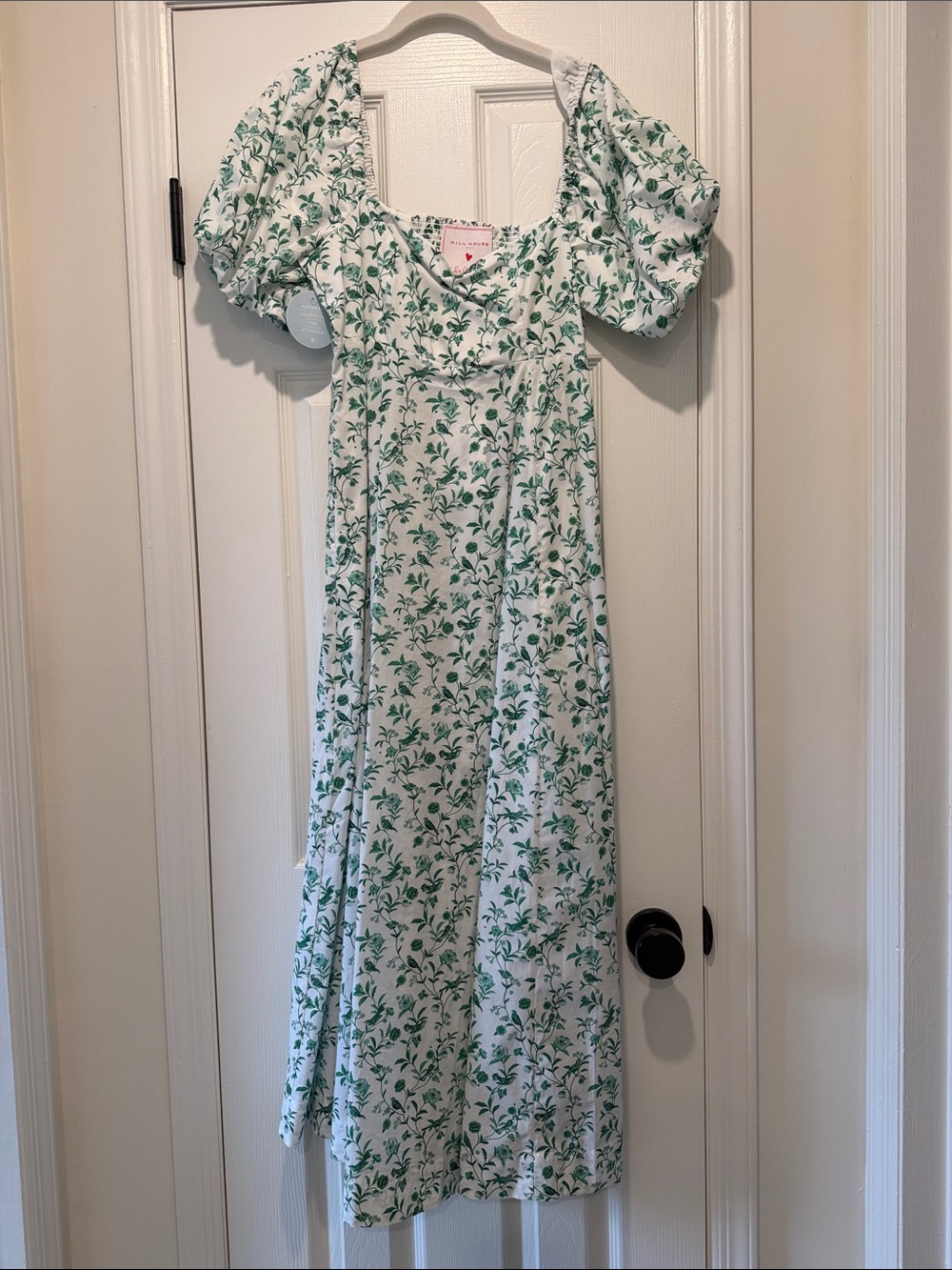 Green Floral Puff-Sleeve Midi Dress